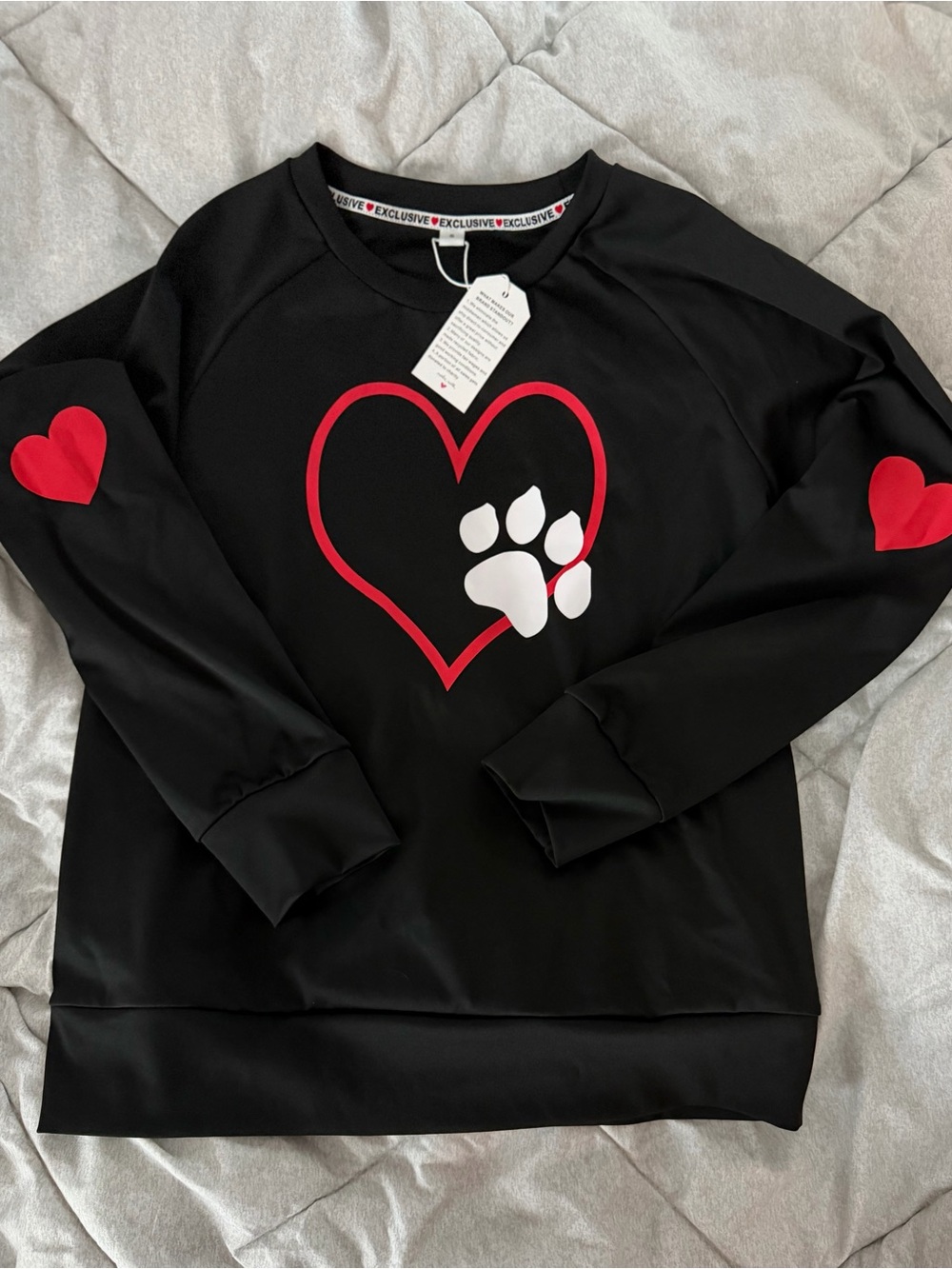 Black Pet Love Paw Graphic lightweight Sweatshirt